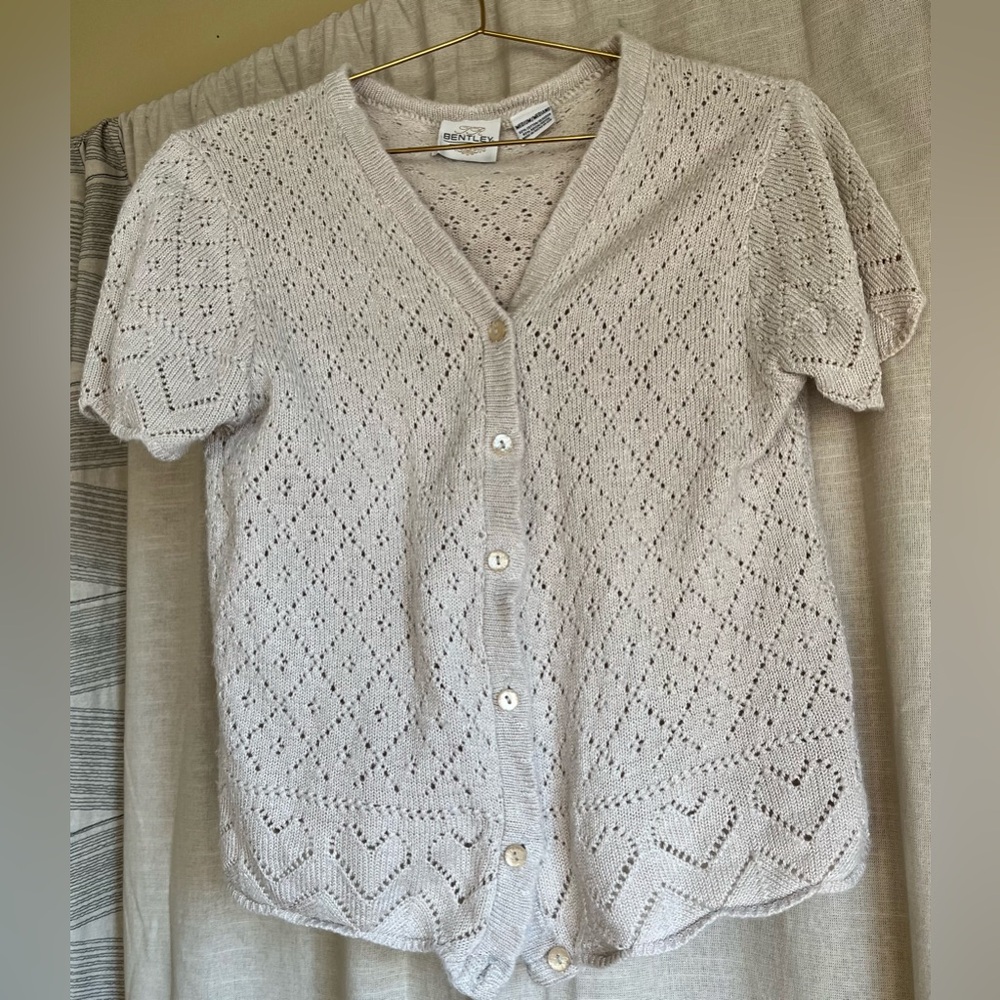 Bentley Beige Knit Cardigan Top Medium Cottagecore Button Front Heart Detail